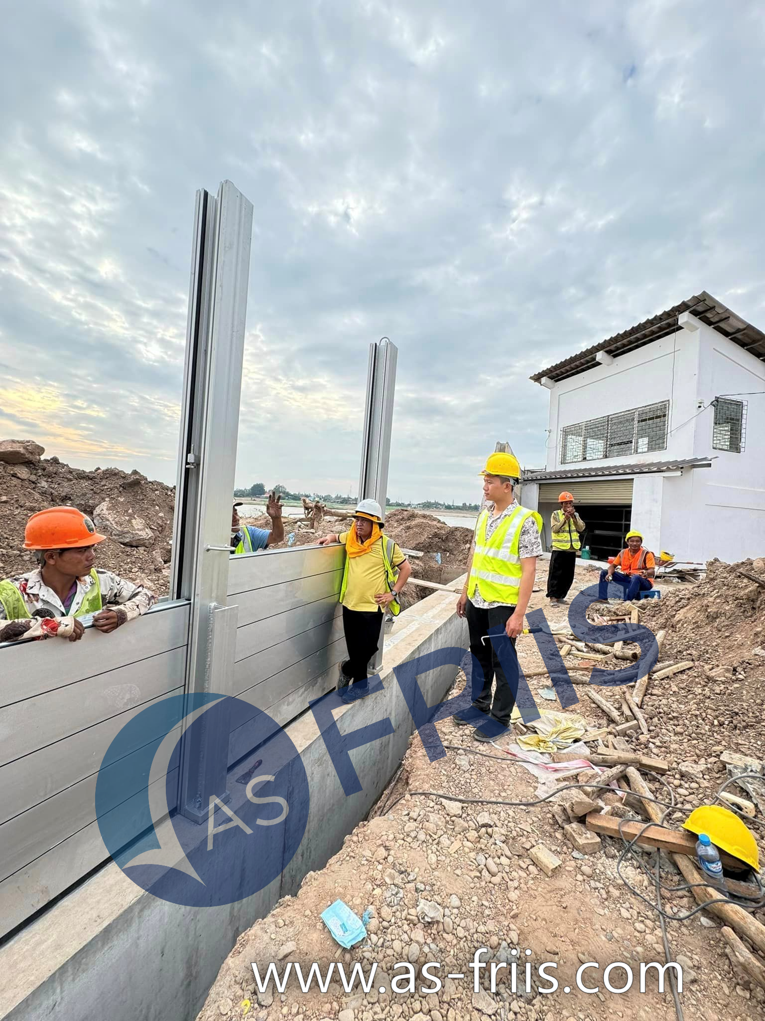 Friiva Flood Protection Barrier protecting the Lao Japan Friendship Port